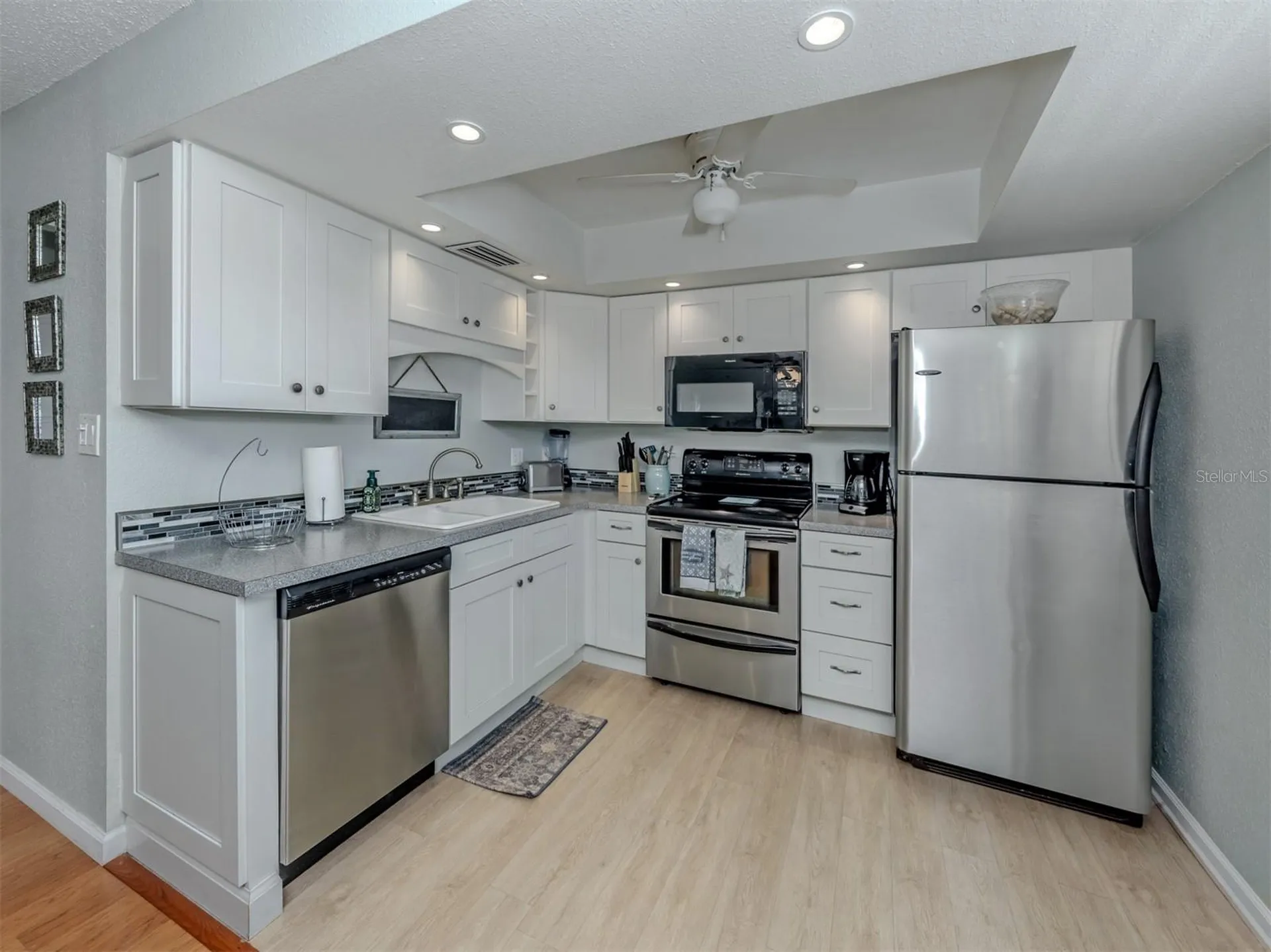 400 Base Avenue E Venice FL 34285