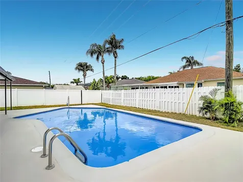 8635 Gum Tree Avenue New Port Richey FL 34653
