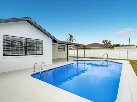 8635 Gum Tree Avenue New Port Richey FL 34653