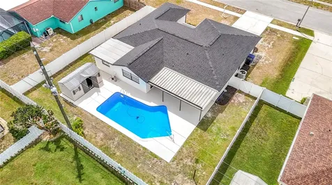 8635 Gum Tree Avenue New Port Richey FL 34653