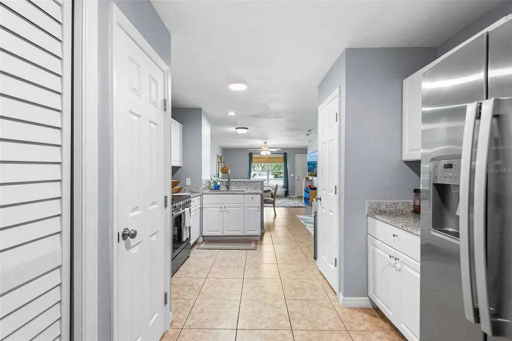 608 Pineville Lane Lakeland FL 33810