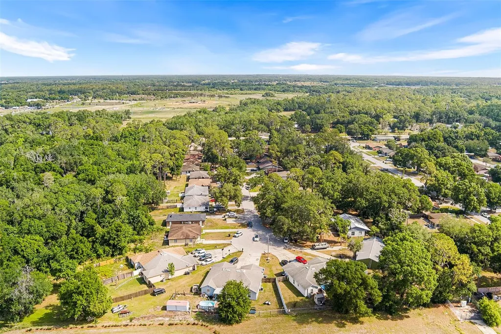 608 Pineville Lane Lakeland FL 33810