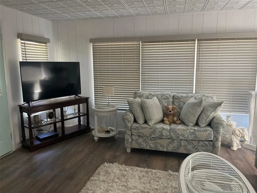 33 Bobcat Trail Wildwood FL 34785