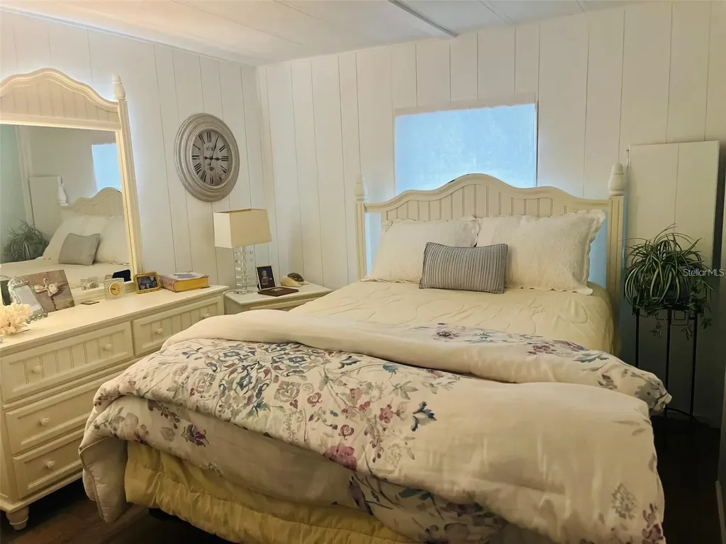 33 Bobcat Trail Wildwood FL 34785