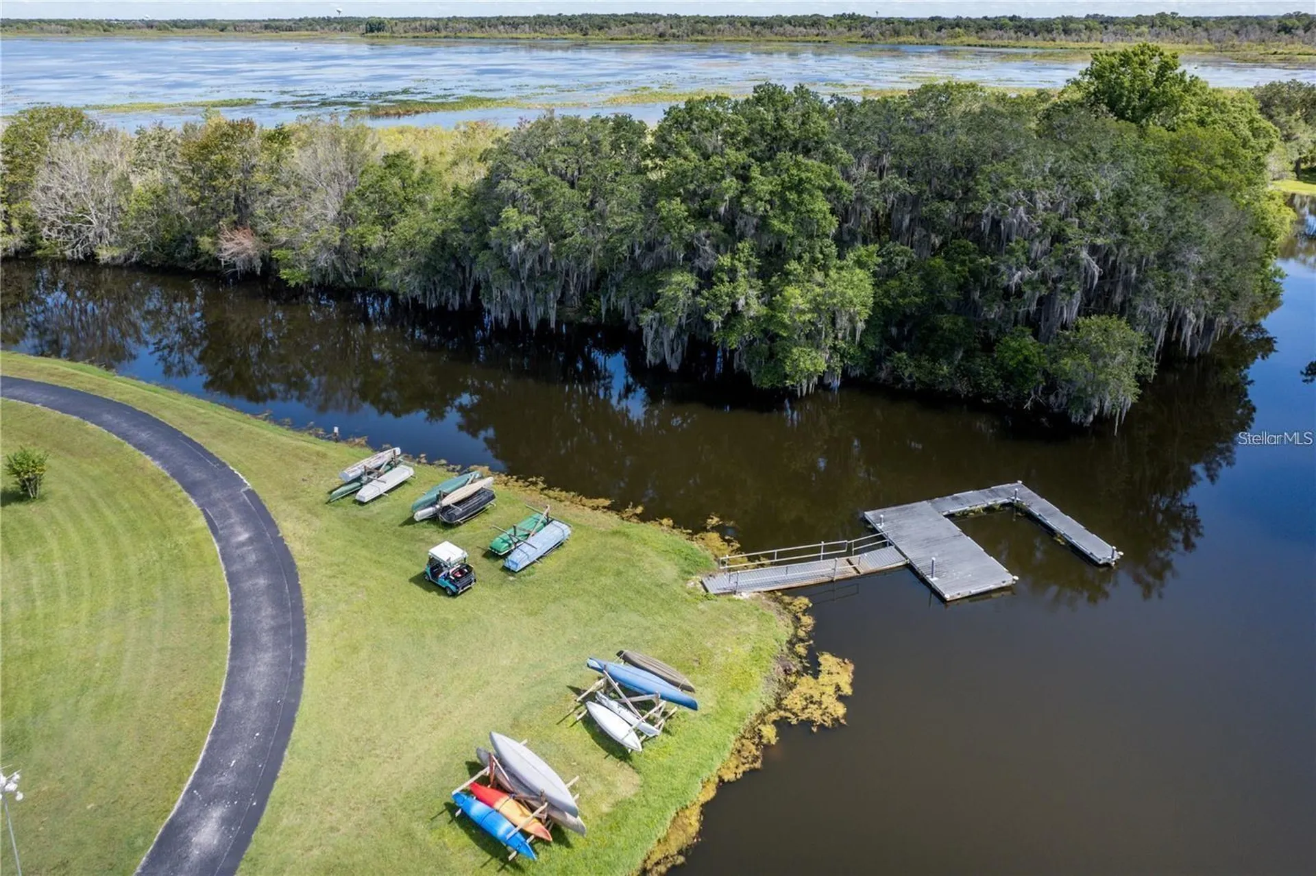 33 Bobcat Trail Wildwood FL 34785