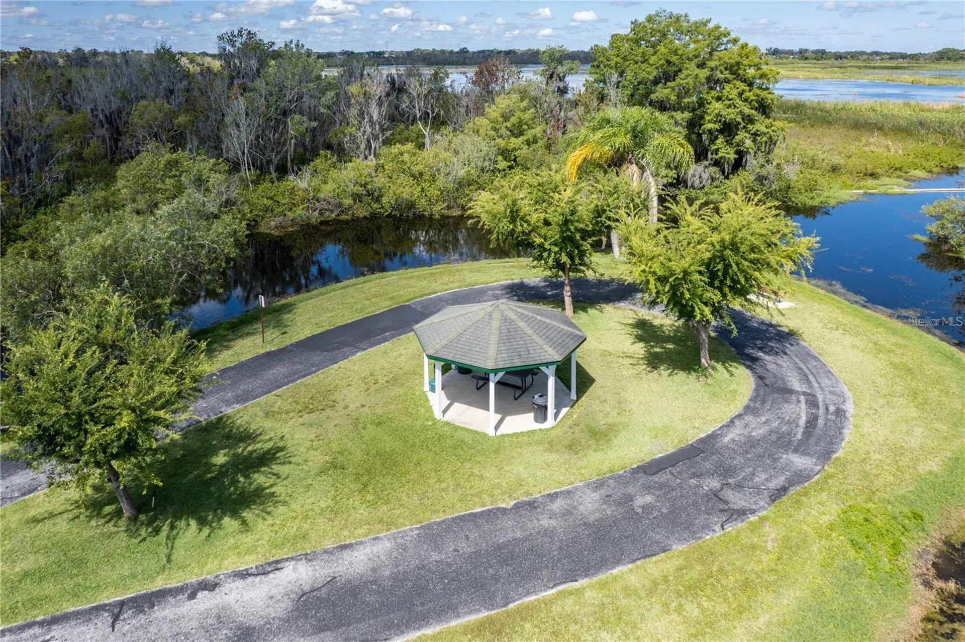 33 Bobcat Trail Wildwood FL 34785