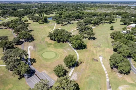 33 Bobcat Trail Wildwood FL 34785