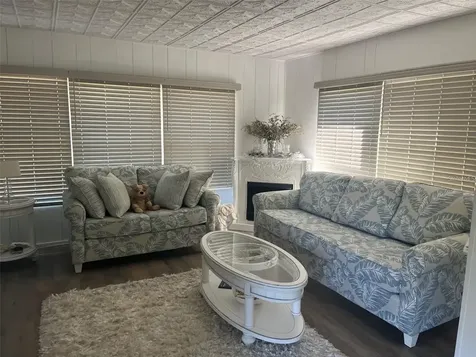 33 Bobcat Trail Wildwood FL 34785