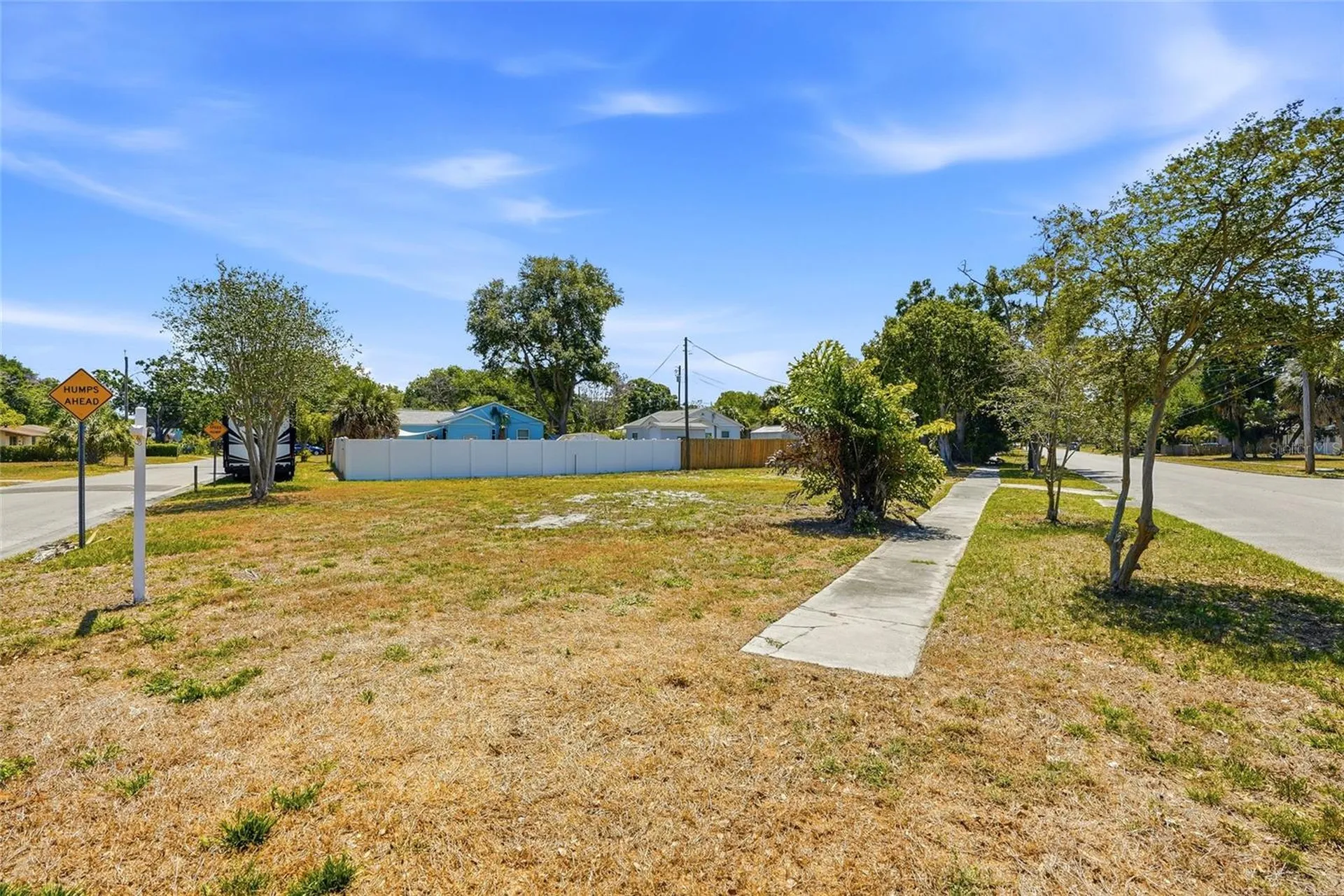 4716 Iris Street N St Petersburg FL 33714