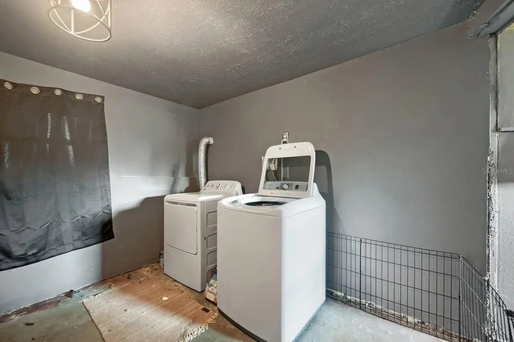 1416 Wilton Avenue Orlando FL 32805