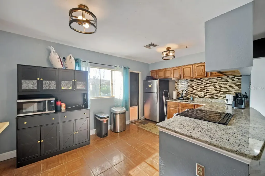 1416 Wilton Avenue Orlando FL 32805