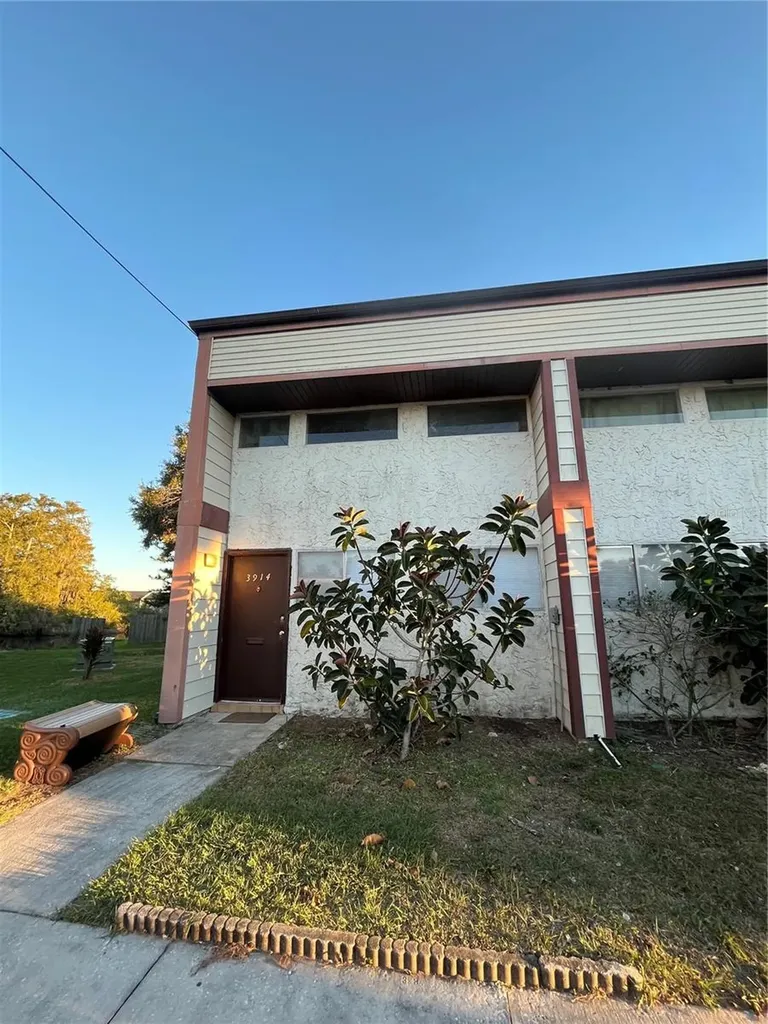 3914 Crayrich Circle Orlando FL 32839