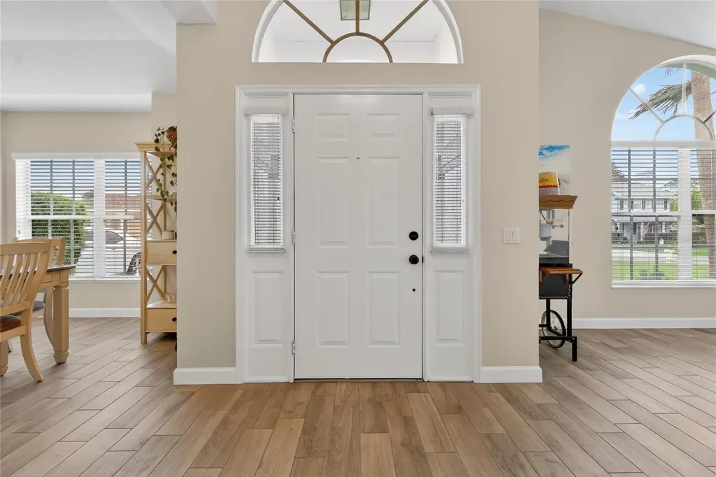 737 Santa Maria Drive Winter Haven FL 33884
