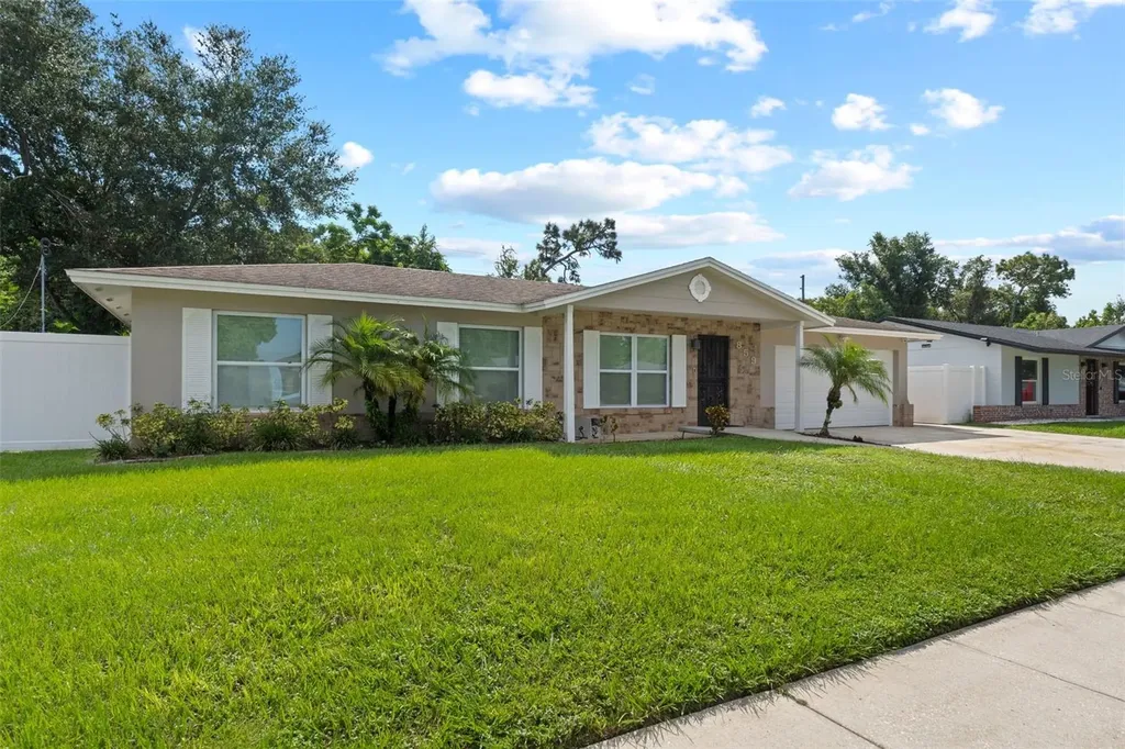 859 Okaloosa Avenue Orlando FL 32822