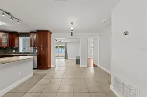859 Okaloosa Avenue Orlando FL 32822