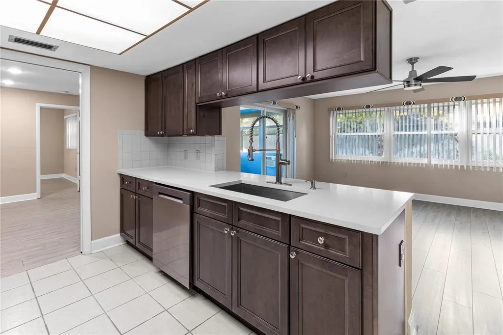 1929 Valencia Way Clearwater FL 33764