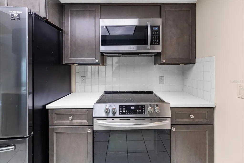 1929 Valencia Way Clearwater FL 33764