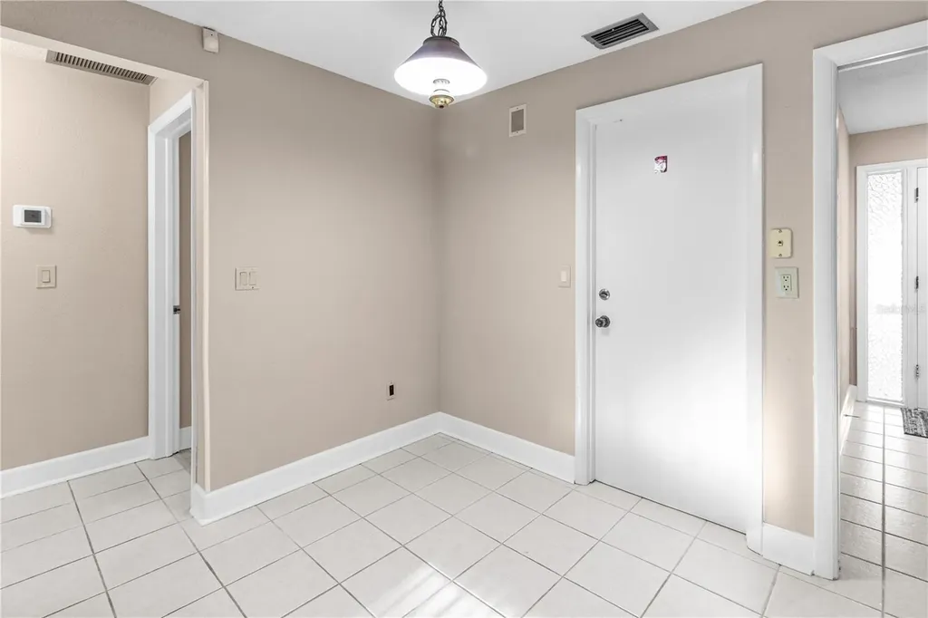 1929 Valencia Way Clearwater FL 33764