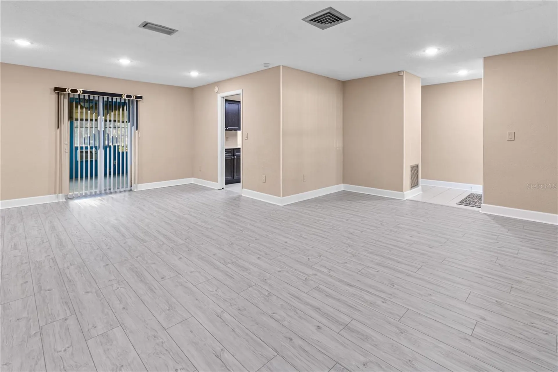 1929 Valencia Way Clearwater FL 33764
