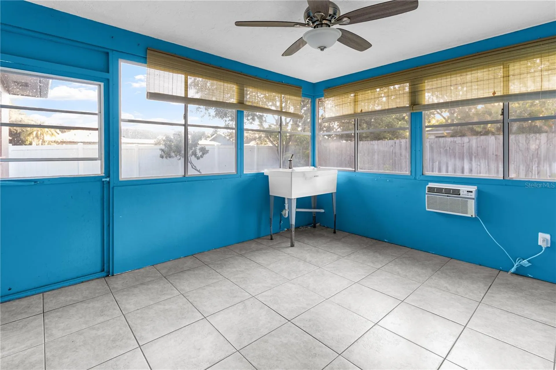 1929 Valencia Way Clearwater FL 33764