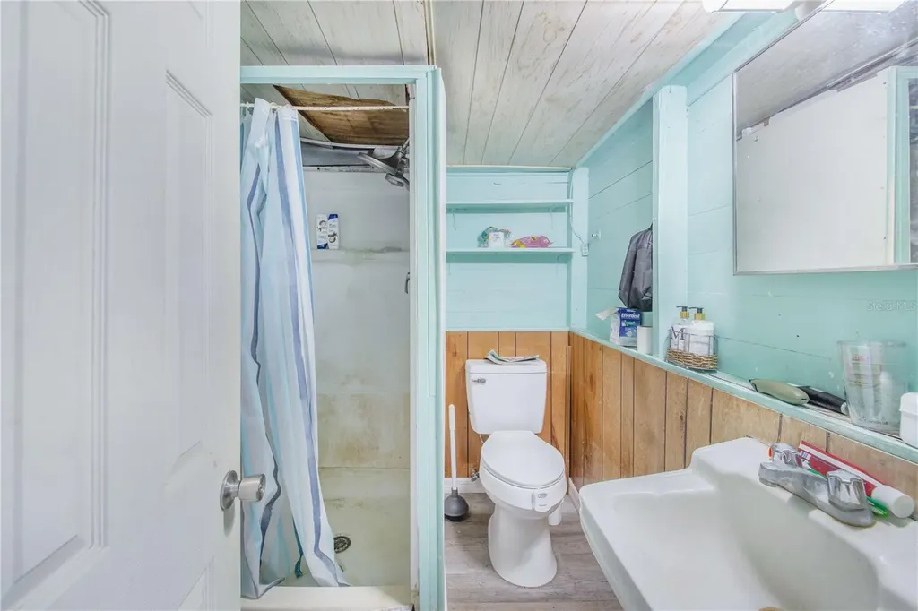 1104 Lake Avenue Haines City FL 33844