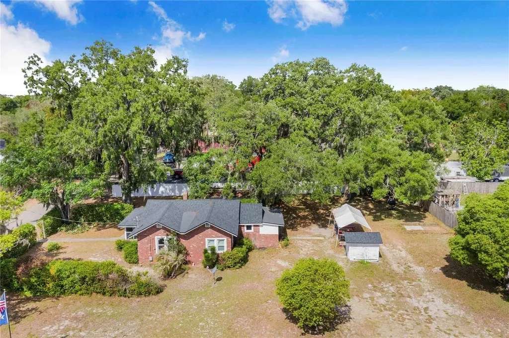 1104 Lake Avenue Haines City FL 33844
