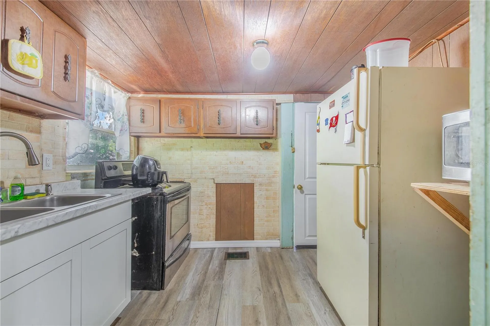 1104 Lake Avenue Haines City FL 33844