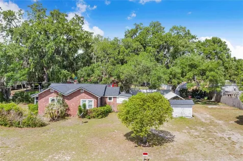 1104 Lake Avenue Haines City FL 33844