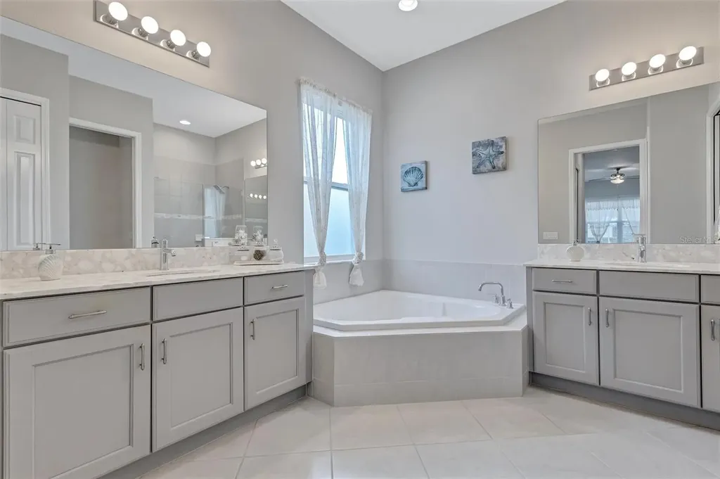 3831 Creekside Park Drive Parrish FL 34219