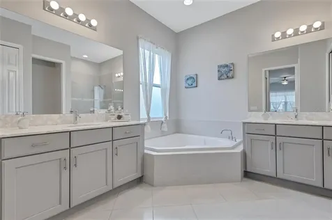 3831 Creekside Park Drive Parrish FL 34219