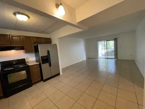 2814 Somerset Park Drive Tampa FL 33613