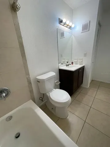 2814 Somerset Park Drive Tampa FL 33613