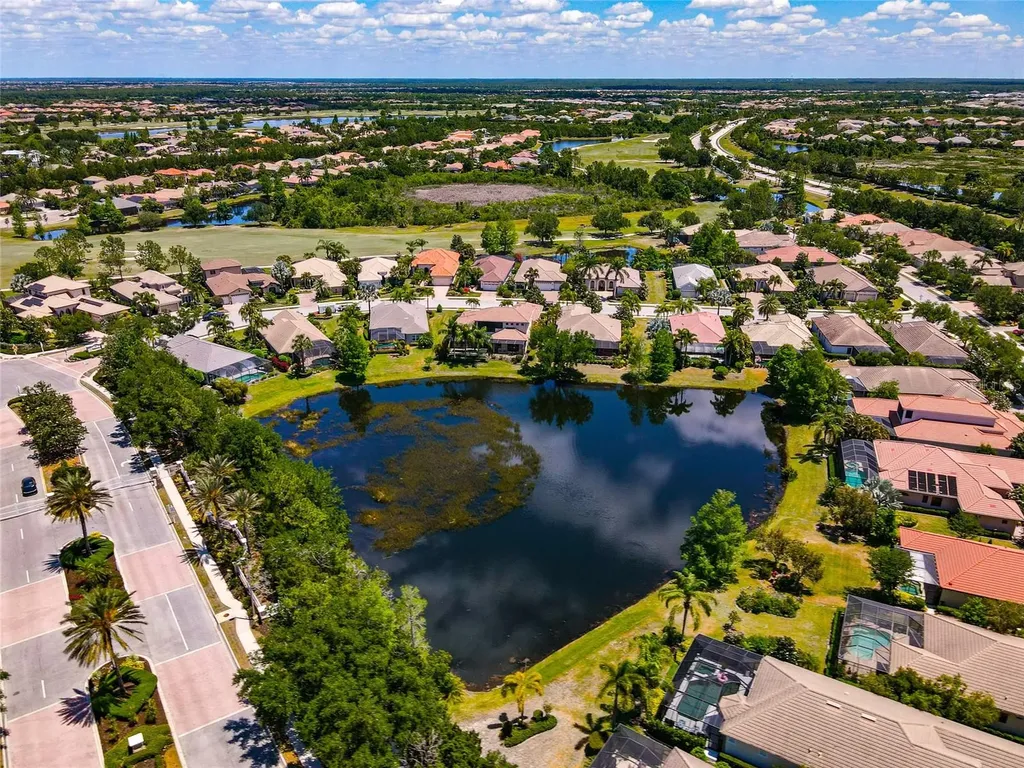 15308 Helmsdale Place Lakewood Ranch FL 34202