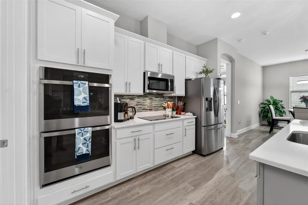 3925 Salida Delsol Drive Sun City Center FL 33573