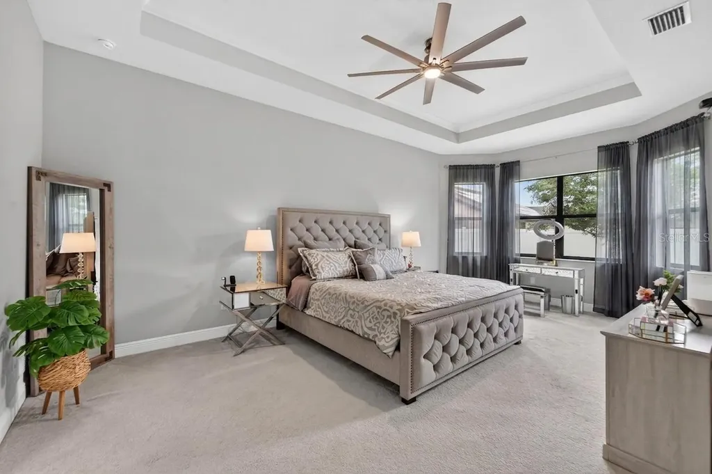 3925 Salida Delsol Drive Sun City Center FL 33573