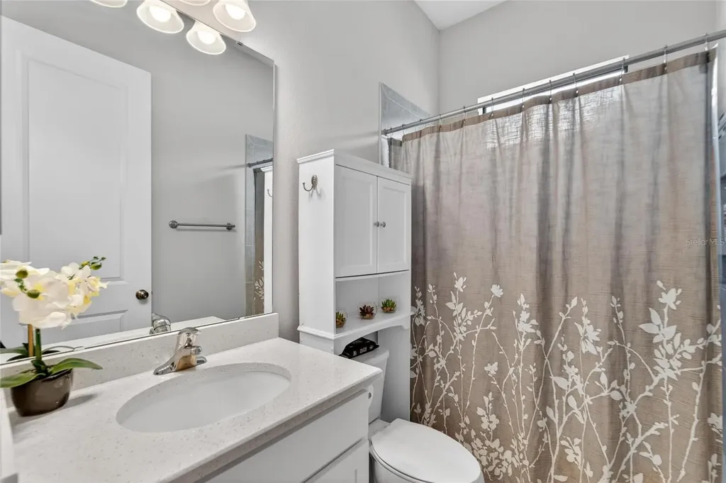 3925 Salida Delsol Drive Sun City Center FL 33573