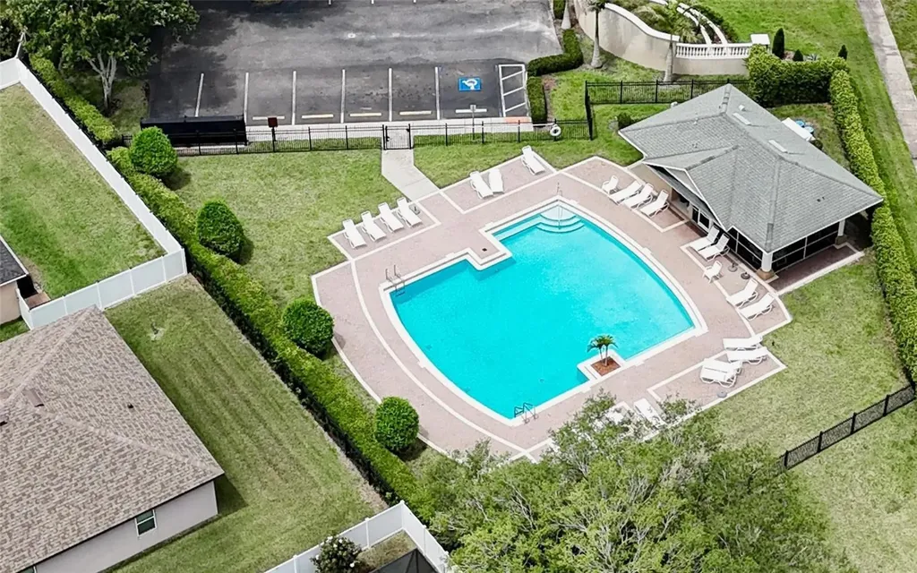 3925 Salida Delsol Drive Sun City Center FL 33573