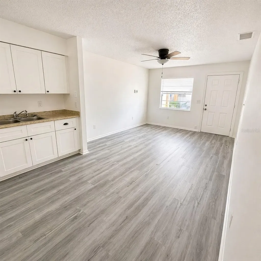 8305 N Marks Street Tampa FL 33604