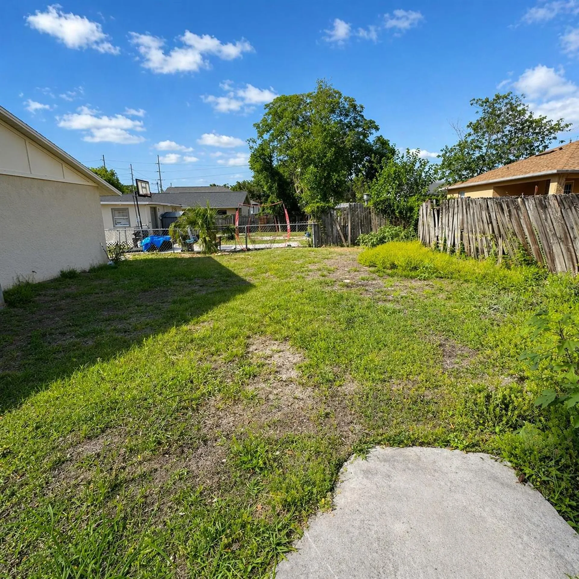 8305 N Marks Street Tampa FL 33604