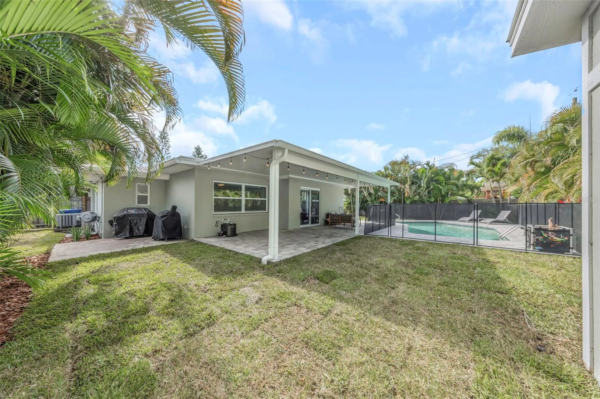 1098 Phyllis Avenue Largo FL 33771