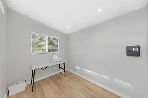 1098 Phyllis Avenue Largo FL 33771