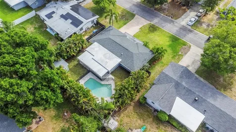 1098 Phyllis Avenue Largo FL 33771