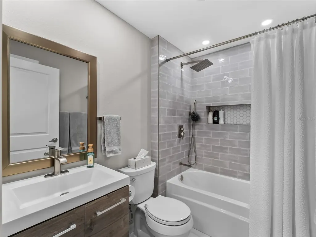 4130 Central Sarasota Parkway Sarasota FL 34238