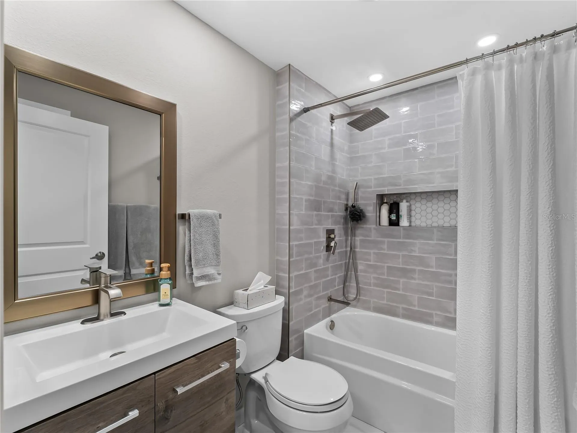 4130 Central Sarasota Parkway Sarasota FL 34238
