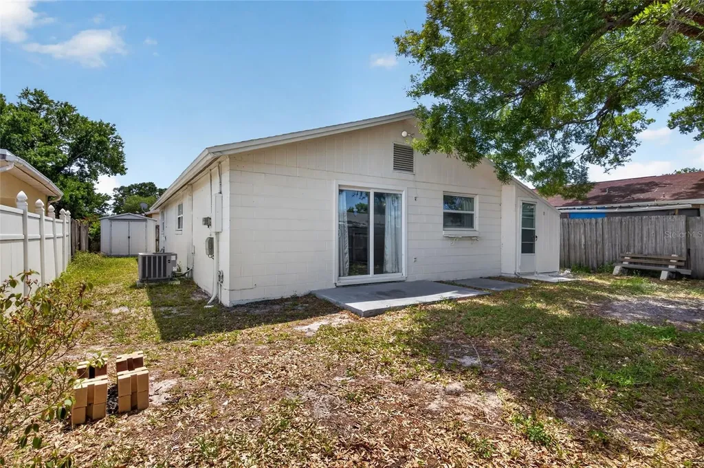 6401 Regatta Court Tampa FL 33634