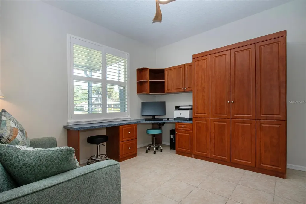 1205 Huntington Greens Drive Sun City Center FL 33573