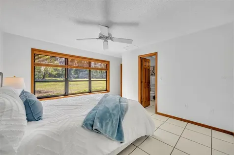 495 1st Street Geneva FL 32732