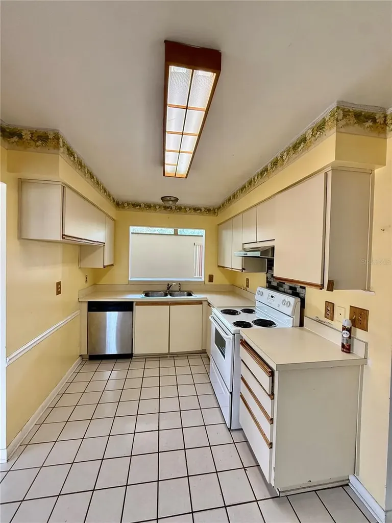 7314 Woodhall Court Tampa FL 33634