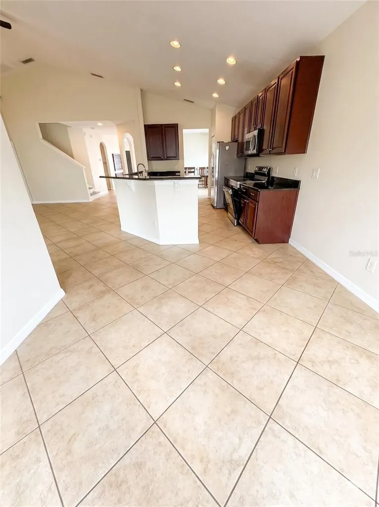 10525 Cabbage Tree Loop Orlando FL 32825