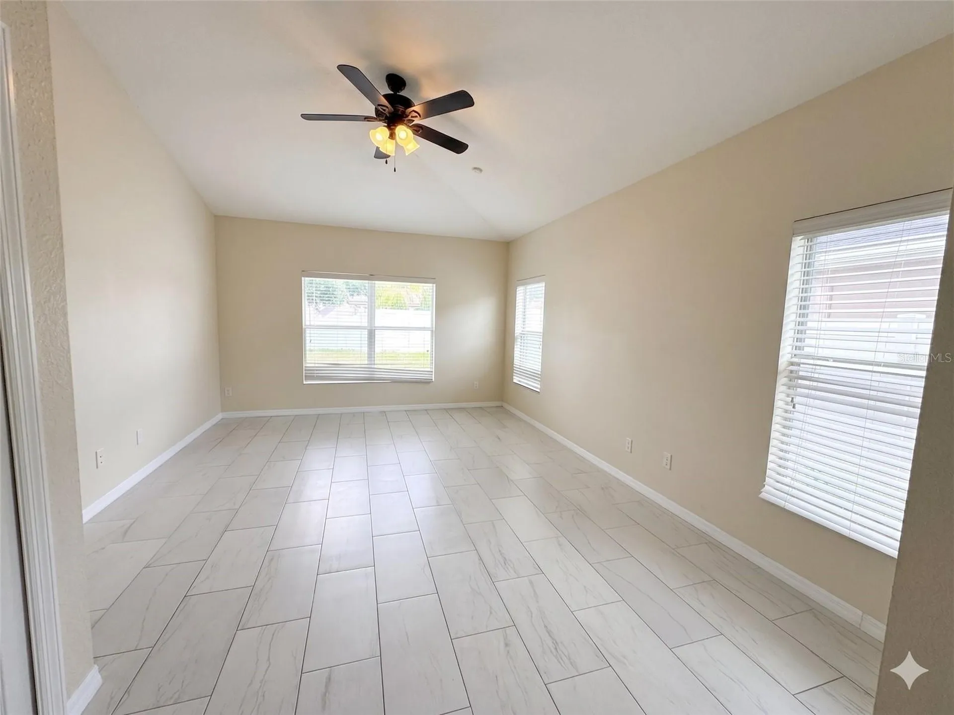 10525 Cabbage Tree Loop Orlando FL 32825